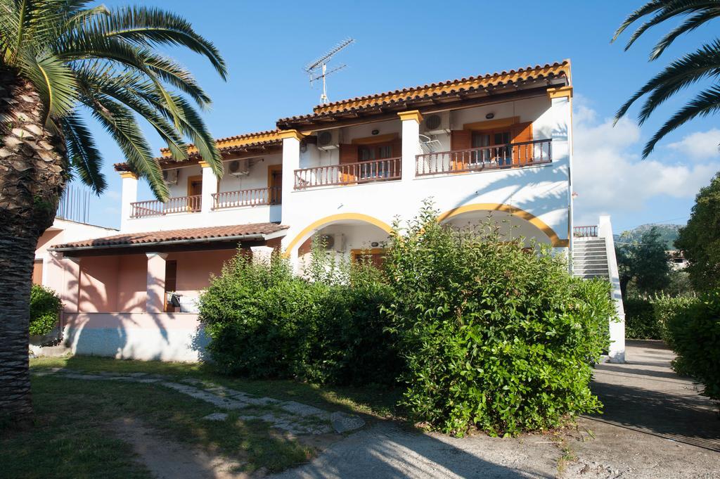 Villa Sofia Acharavi  Exteriör bild